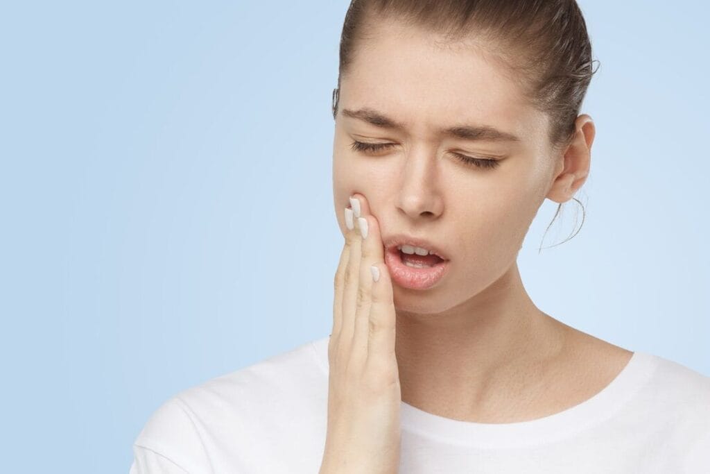 Gengivite: quali alimenti evitare per mantenere le gengive sane 5 Gengivite quali alimenti evitare per mantenere le gengive sane